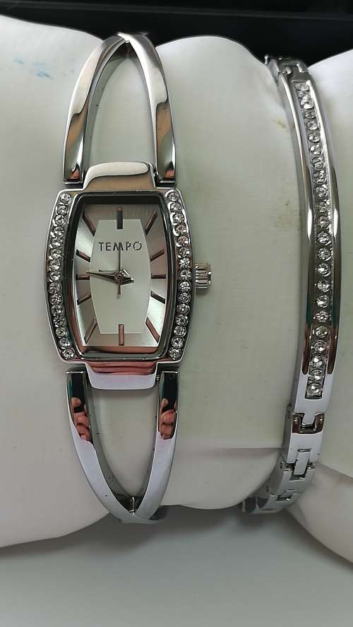 Tempo Ladies watch and bracelet set